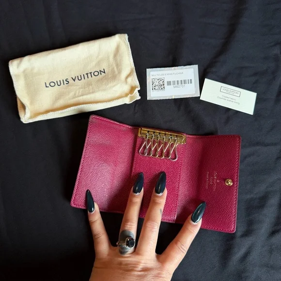Louis Vuitton Multicles 6 ring monogram fuchsia